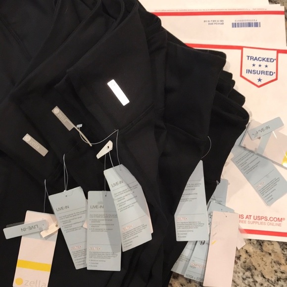 NWT Zella High Waist Crop size S - Picture 7 of 7